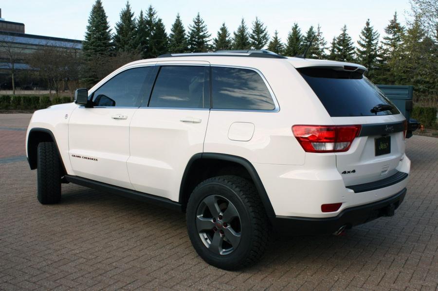  Jeep Grand Cherokee Trailhawk Concept 2012 года  (фото 25 из 25)